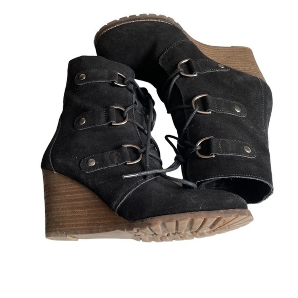 Diba Bindie Lug Wedge Lace Up Booties Black Suede Women’s Size 8
